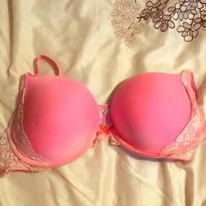 Victoria’s Secret Dream Angels Push-Up Bra 38C